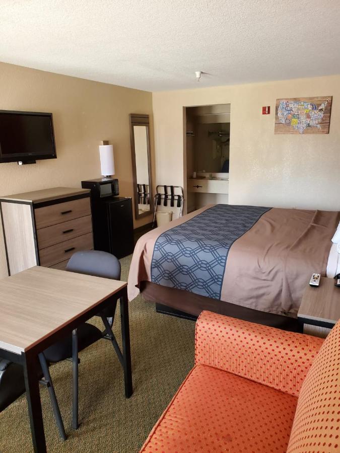 Express Inn Dallas Bagian luar foto