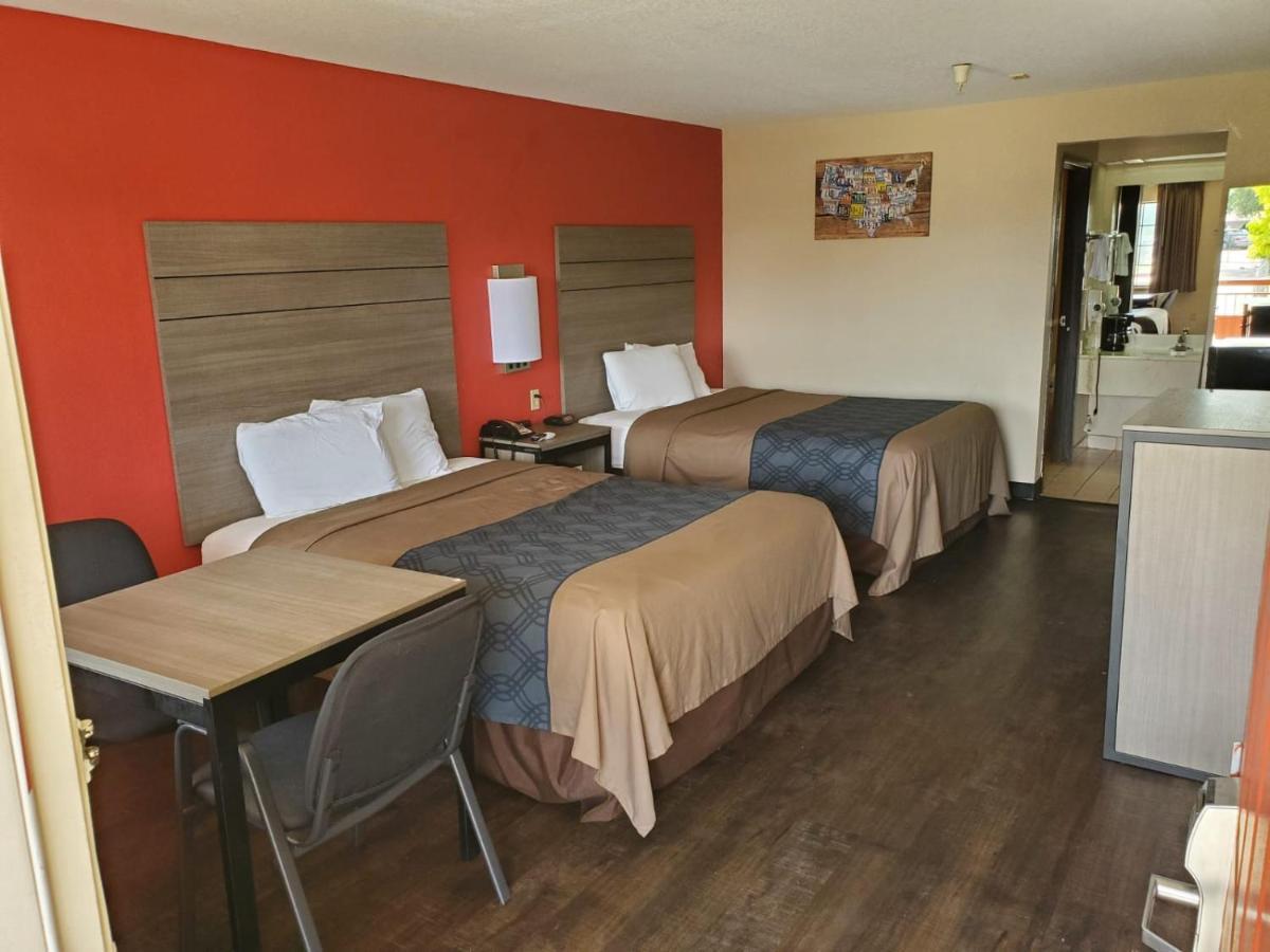 Express Inn Dallas Bagian luar foto