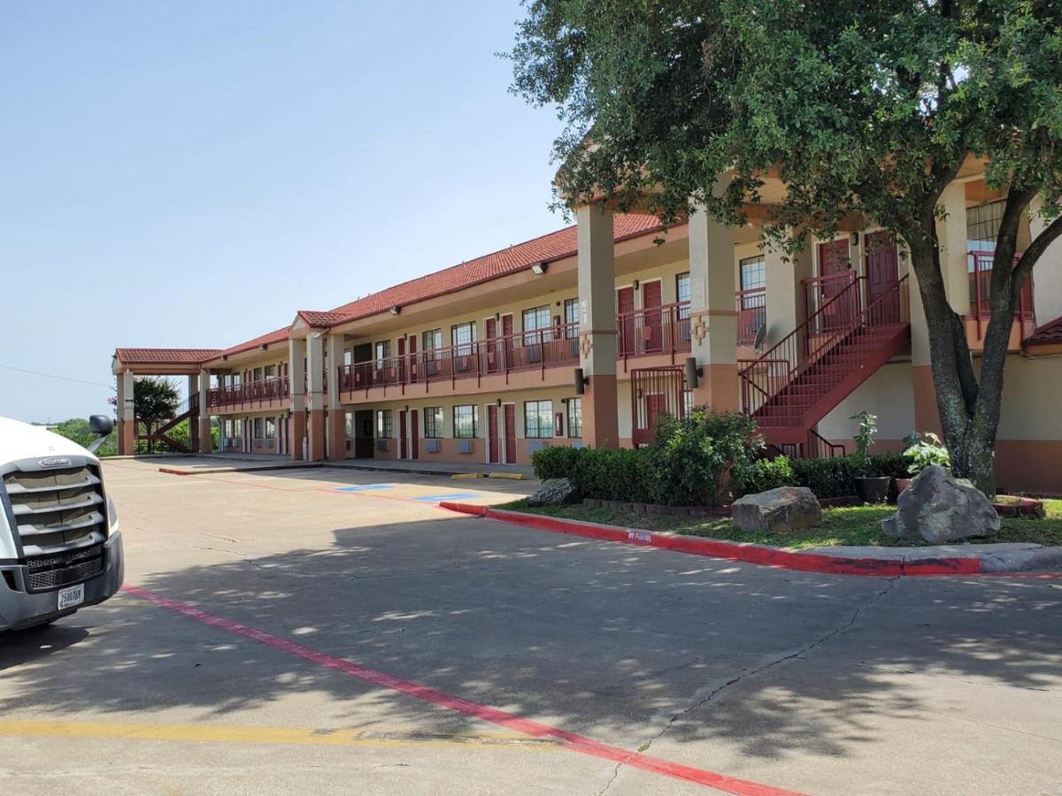 Express Inn Dallas Bagian luar foto